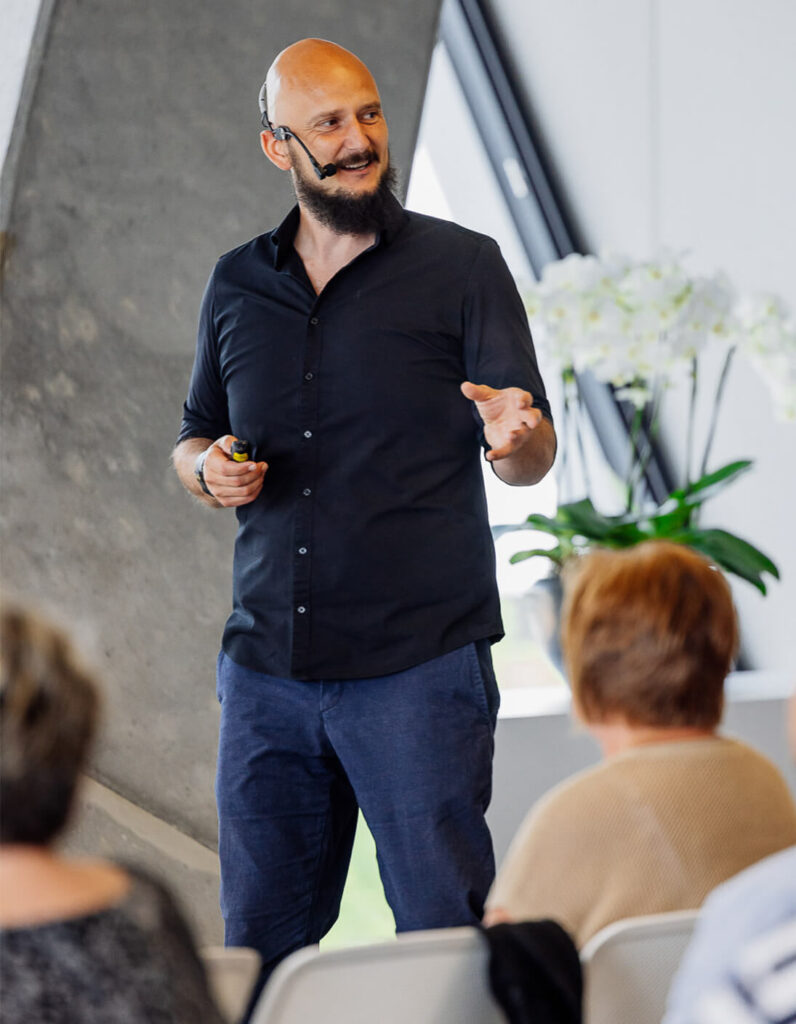 martin-korosec-predavatelj-digitalni-marketing